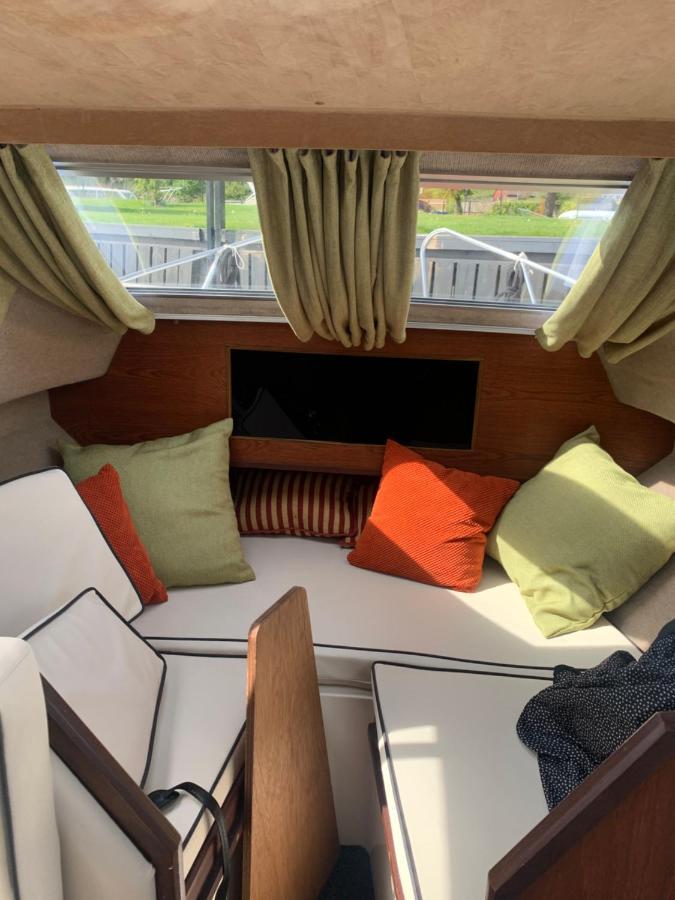 Bed and Breakfast Barrs Court Beds Warmley Екстер'єр фото
