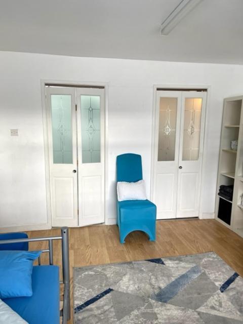 Bed and Breakfast Barrs Court Beds Warmley Екстер'єр фото